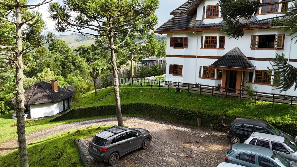 Foto 5 de Casa com 10 quartos à venda, 360m2 em Campos Do Jordao - SP
