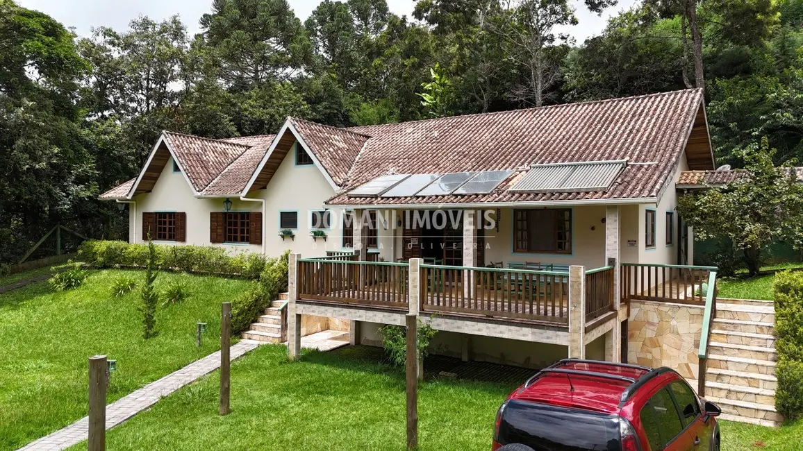 Casa com 4 quartos à venda, 291m2 em Santo Antonio Do Pinhal - SP - imagem 6 Foto 6 de Casa com 4 quartos à venda, 291m2 em Santo Antonio Do Pinhal - SP