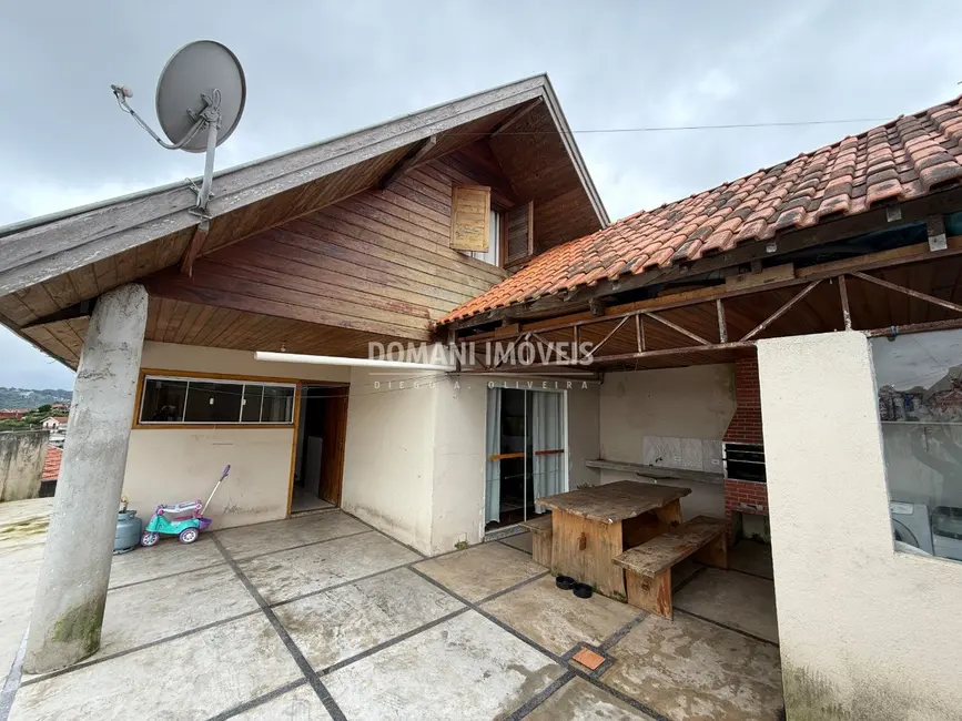 Foto 5 de Casa com 3 quartos à venda, 168m2 em Campos Do Jordao - SP