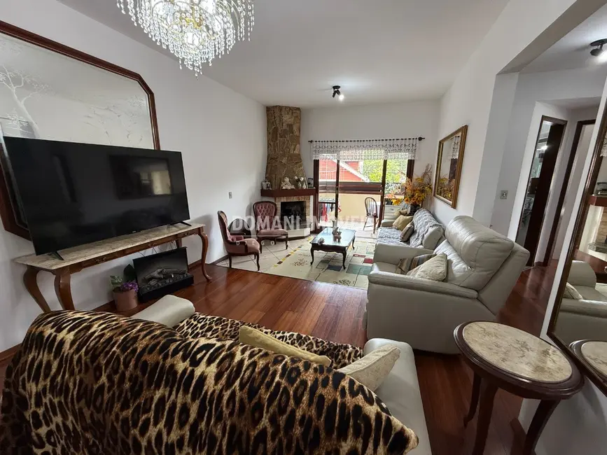 Foto 8 de Apartamento com 4 quartos à venda, 168m2 em Campos Do Jordao - SP