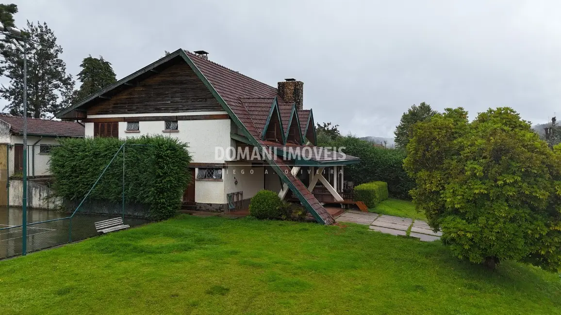 Foto 4 de Casa com 5 quartos à venda, 900m2 em Campos Do Jordao - SP