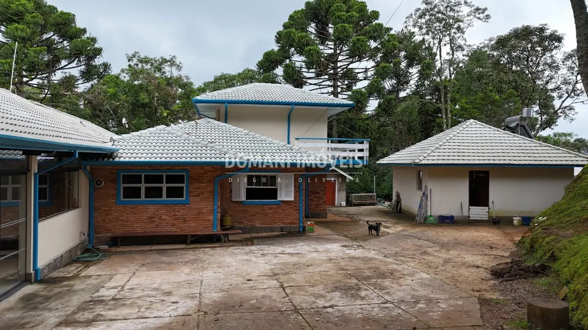 Foto 2 de Casa com 4 quartos à venda, 416m2 em Campos Do Jordao - SP