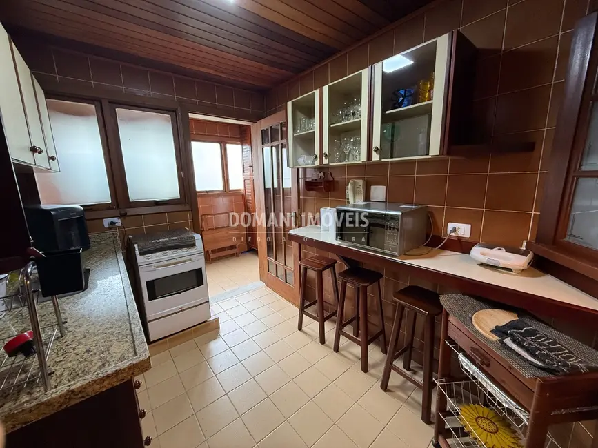 Foto 8 de Apartamento com 4 quartos à venda, 123m2 em Campos Do Jordao - SP