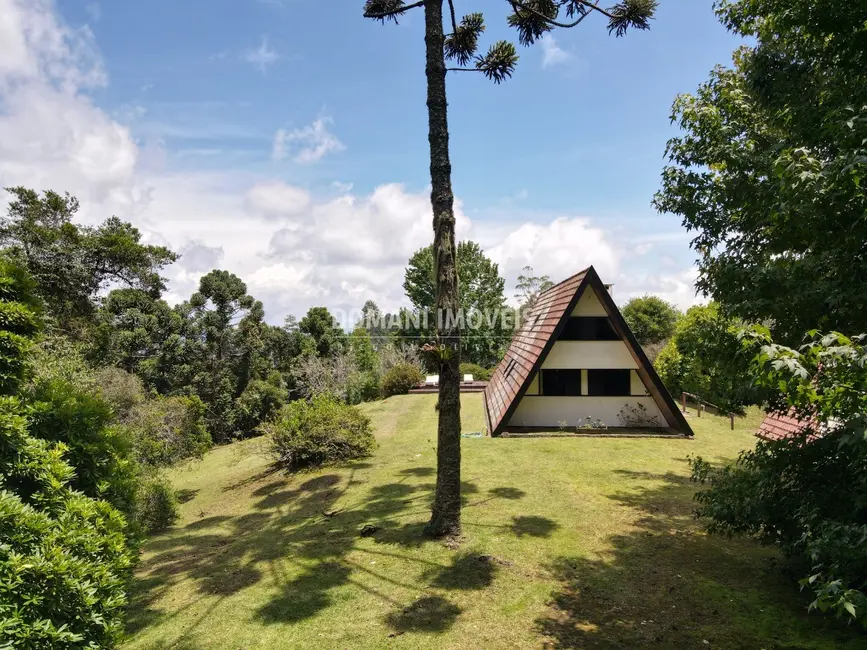Foto 2 de Casa com 4 quartos à venda, 200m2 em Campos Do Jordao - SP