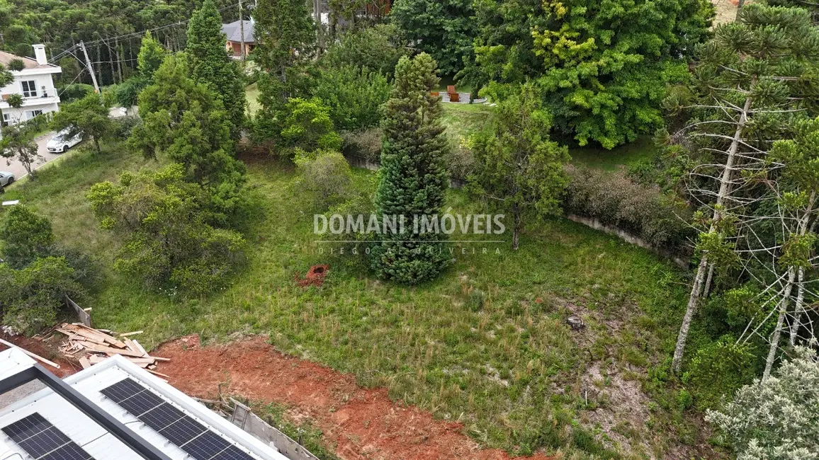 Foto 2 de Terreno / Lote à venda, 1095m2 em Campos Do Jordao - SP