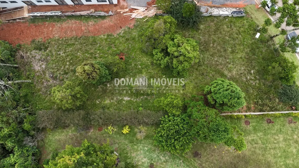 Foto 9 de Terreno / Lote à venda, 1095m2 em Campos Do Jordao - SP