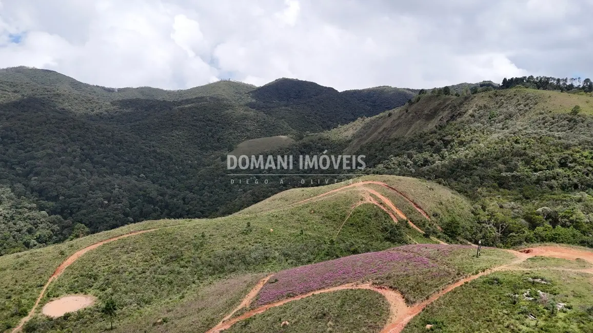 Foto 2 de Terreno / Lote à venda em Campos Do Jordao - SP