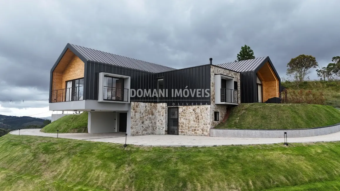 Foto 1 de Casa de Condomínio com 3 quartos à venda, 197m2 em Campos Do Jordao - SP