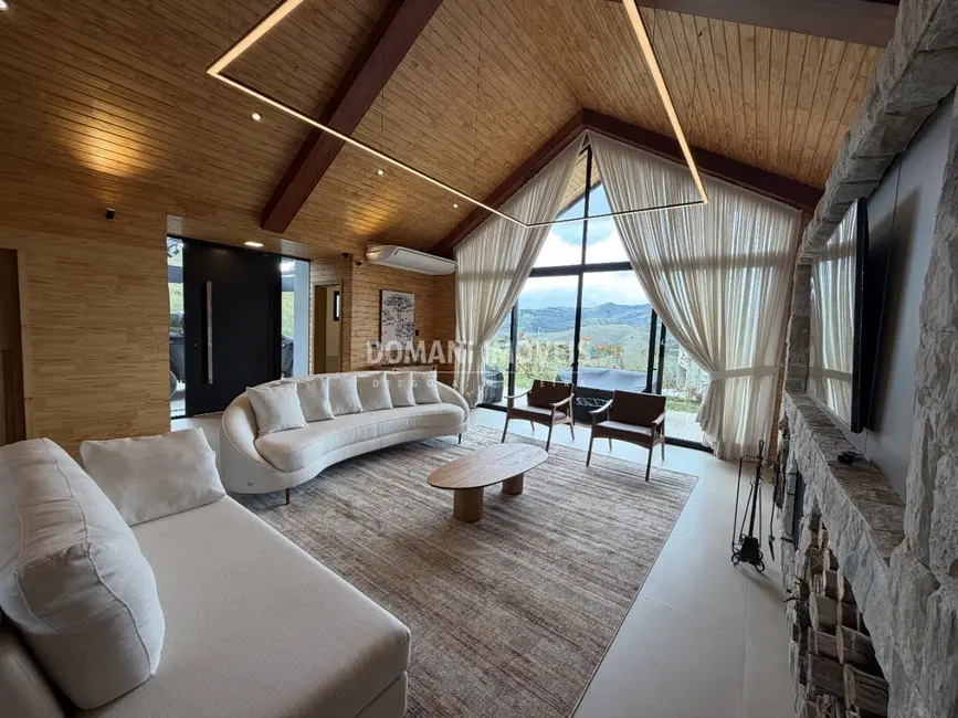 Foto 9 de Casa de Condomínio com 3 quartos à venda, 197m2 em Campos Do Jordao - SP