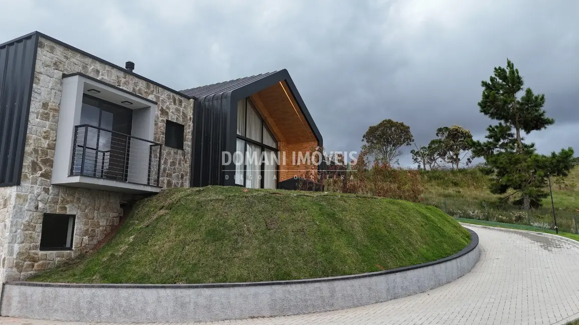 Foto 5 de Casa de Condomínio com 3 quartos à venda, 197m2 em Campos Do Jordao - SP
