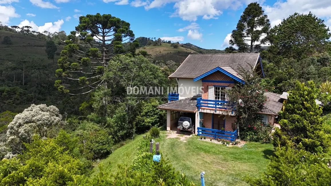 Foto 1 de Casa com 4 quartos à venda, 231m2 em Campos Do Jordao - SP