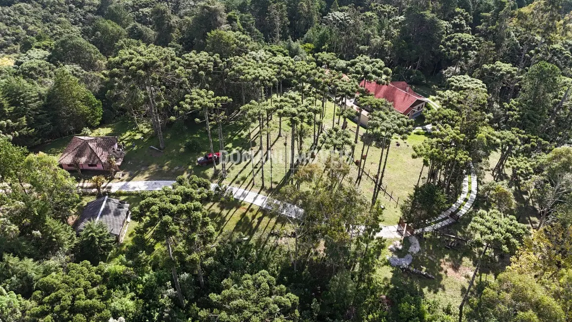 Foto 4 de Casa com 3 quartos à venda, 377m2 em Campos Do Jordao - SP