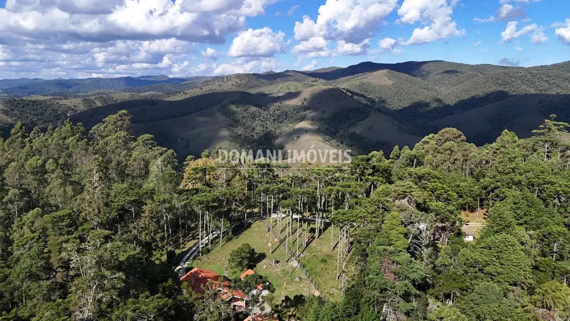 Foto 1 de Casa com 3 quartos à venda, 377m2 em Campos Do Jordao - SP