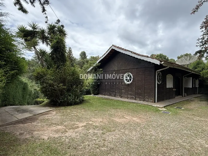 Foto 1 de Casa com 3 quartos à venda, 142m2 em Campos Do Jordao - SP