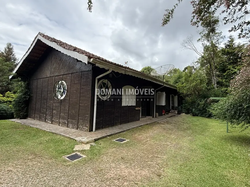 Foto 7 de Casa com 3 quartos à venda, 142m2 em Campos Do Jordao - SP