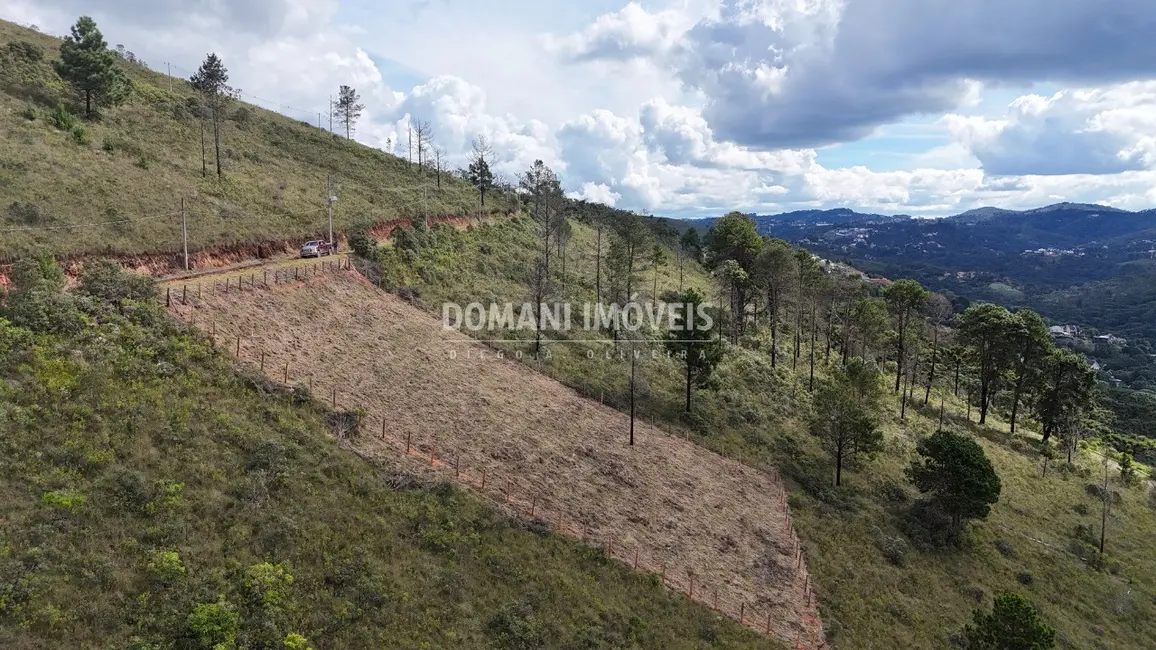 Foto 1 de Terreno / Lote à venda, 1770m2 em Campos Do Jordao - SP