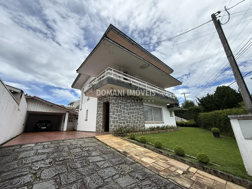 Foto 1 de Casa com 3 quartos à venda, 277m2 em Campos Do Jordao - SP