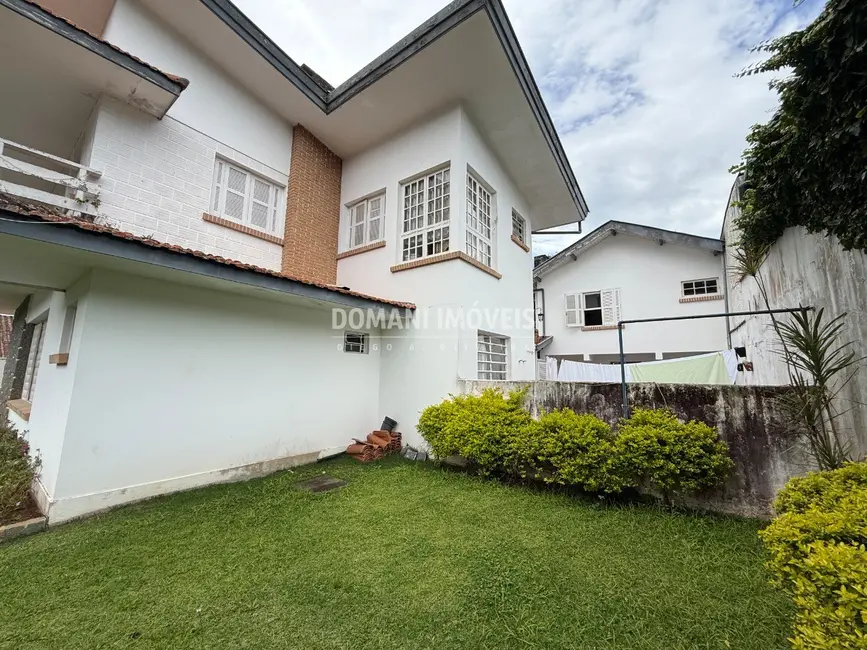 Foto 5 de Casa com 3 quartos à venda, 277m2 em Campos Do Jordao - SP