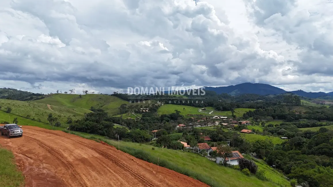 Foto 1 de Terreno / Lote à venda, 1017m2 em Santo Antonio Do Pinhal - SP