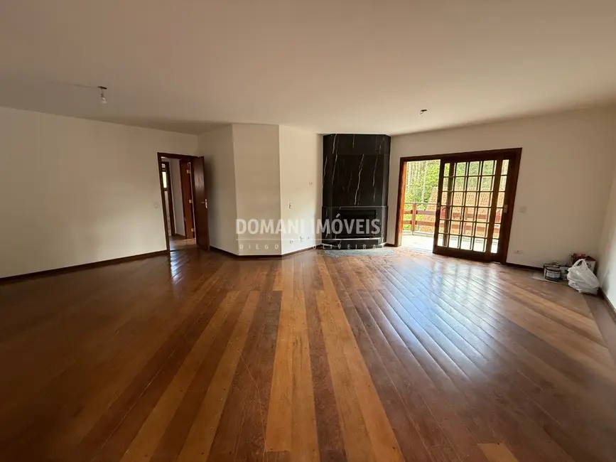 Apartamento com 4 quartos à venda, 206m2 em Campos Do Jordao - SP - imagem 9 Foto 9 de Apartamento com 4 quartos à venda, 206m2 em Campos Do Jordao - SP