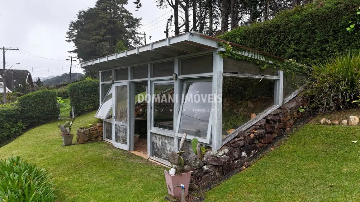 Foto 4 de Casa com 5 quartos à venda, 512m2 em Campos Do Jordao - SP