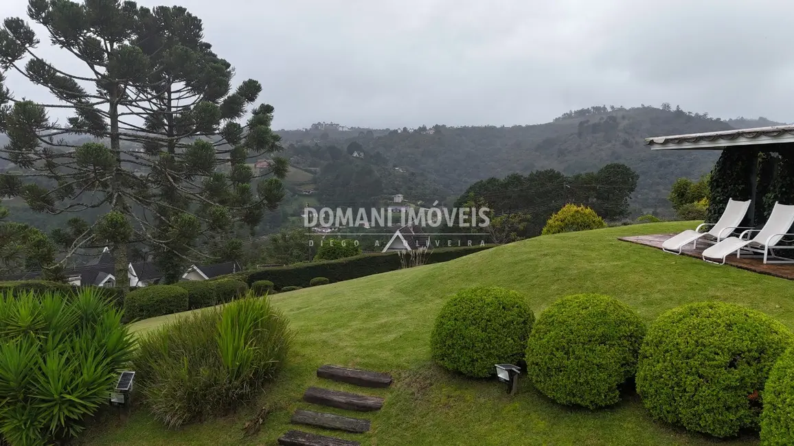 Foto 3 de Casa com 5 quartos à venda, 512m2 em Campos Do Jordao - SP