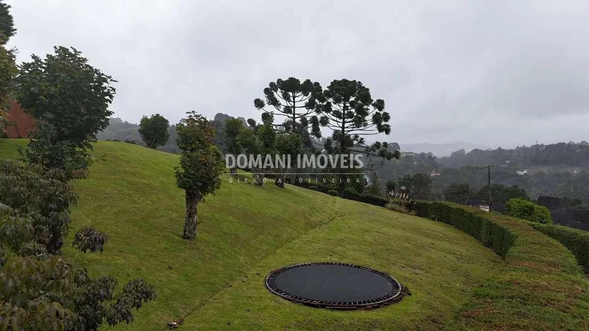 Foto 2 de Casa com 5 quartos à venda, 512m2 em Campos Do Jordao - SP