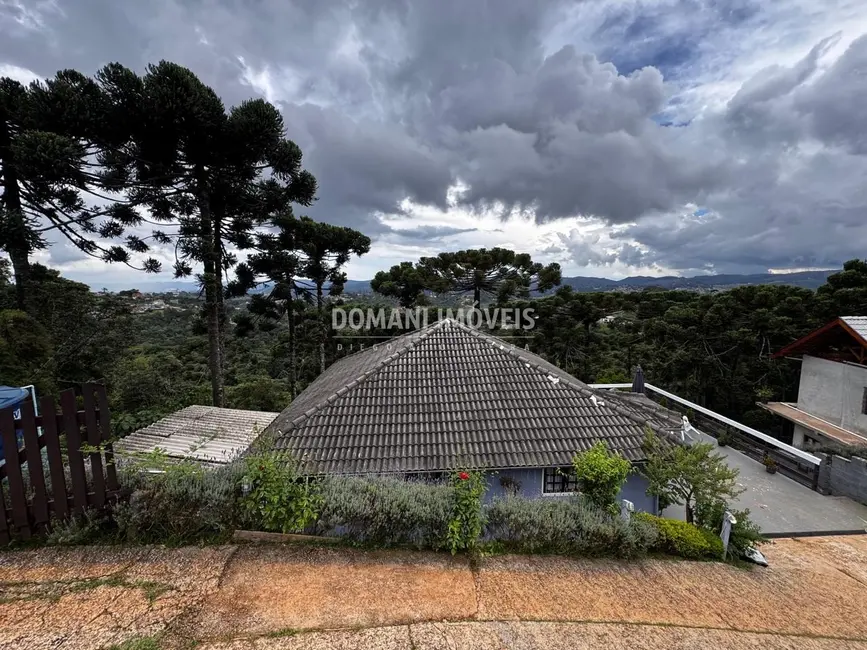 Foto 5 de Casa com 3 quartos à venda, 200m2 em Campos Do Jordao - SP