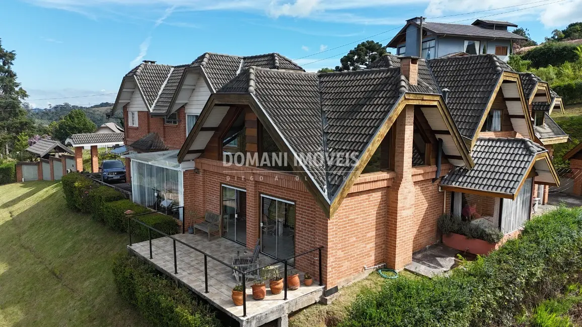 Foto 4 de Casa com 5 quartos à venda, 376m2 em Campos Do Jordao - SP