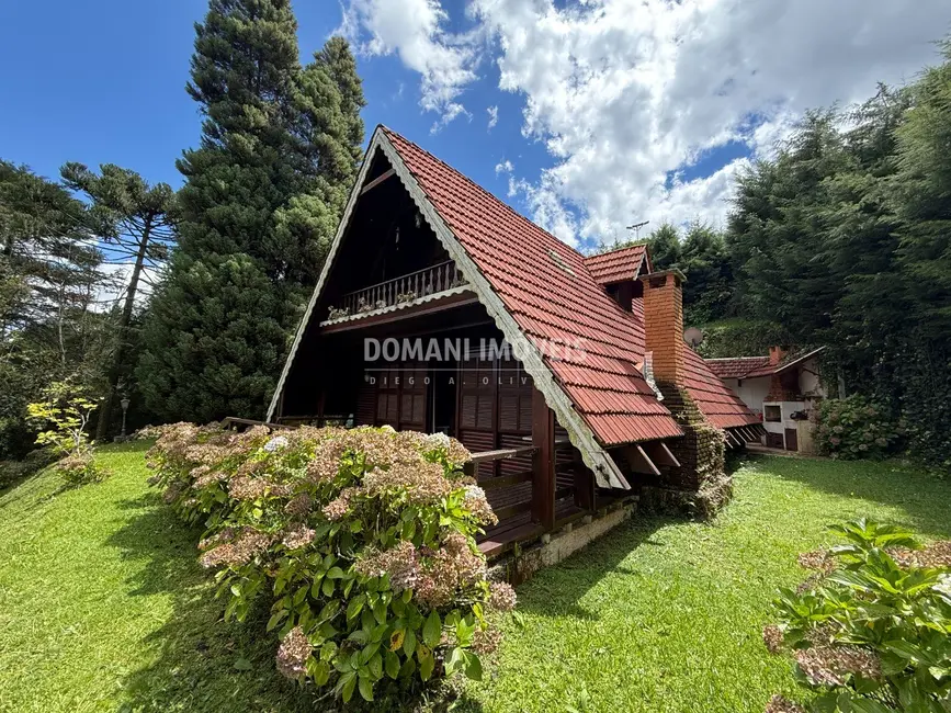 Casa com 2 quartos à venda, 82m2 em Campos Do Jordao - SP - imagem 1 Foto 1 de Casa com 2 quartos à venda, 82m2 em Campos Do Jordao - SP