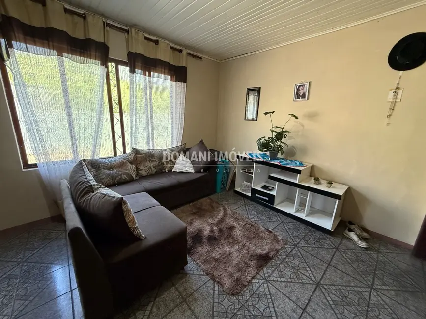 Foto 8 de Casa com 3 quartos à venda, 209m2 em Campos Do Jordao - SP