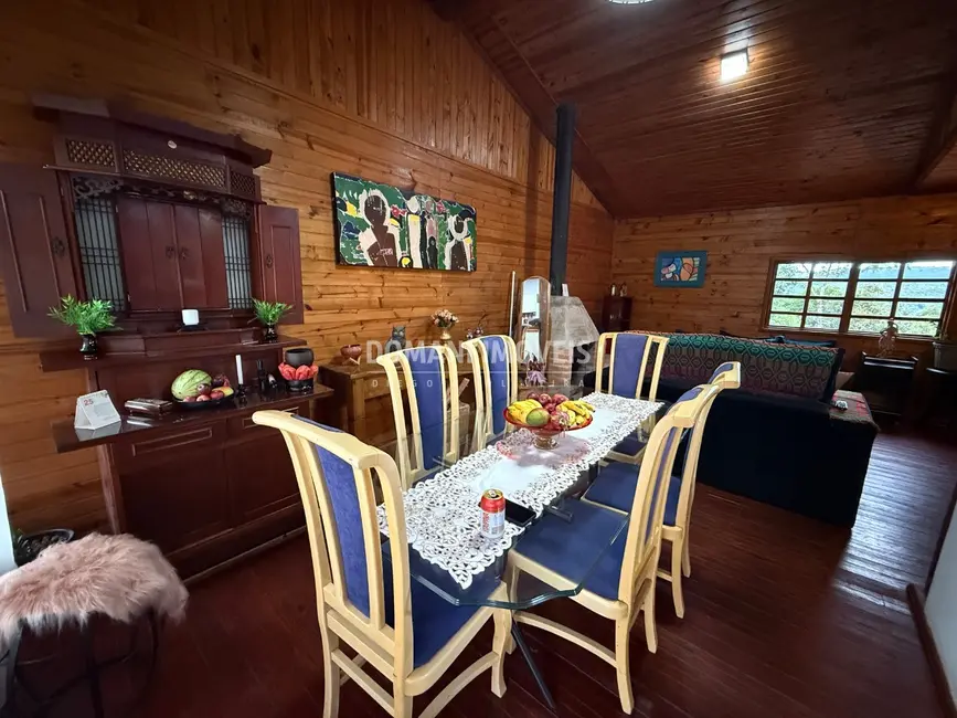 Foto 9 de Casa com 3 quartos à venda e para alugar, 150m2 em Campos Do Jordao - SP