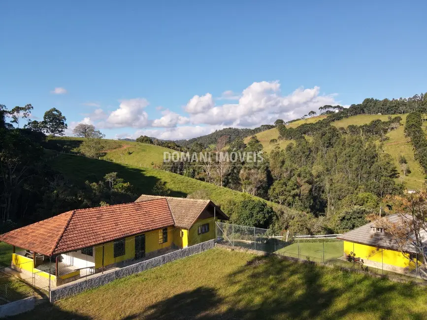 Sítio / Rancho com 3 quartos à venda, 380m2 em Campos Do Jordao - SP - imagem 2 Foto 2 de Sítio / Rancho com 3 quartos à venda, 380m2 em Campos Do Jordao - SP