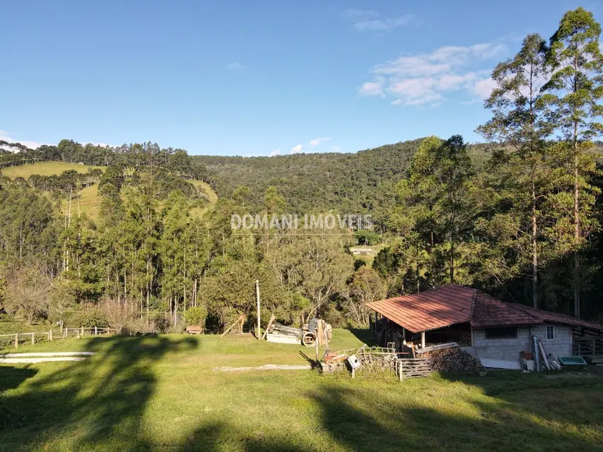Sítio / Rancho com 3 quartos à venda, 380m2 em Campos Do Jordao - SP - imagem 4 Foto 4 de Sítio / Rancho com 3 quartos à venda, 380m2 em Campos Do Jordao - SP