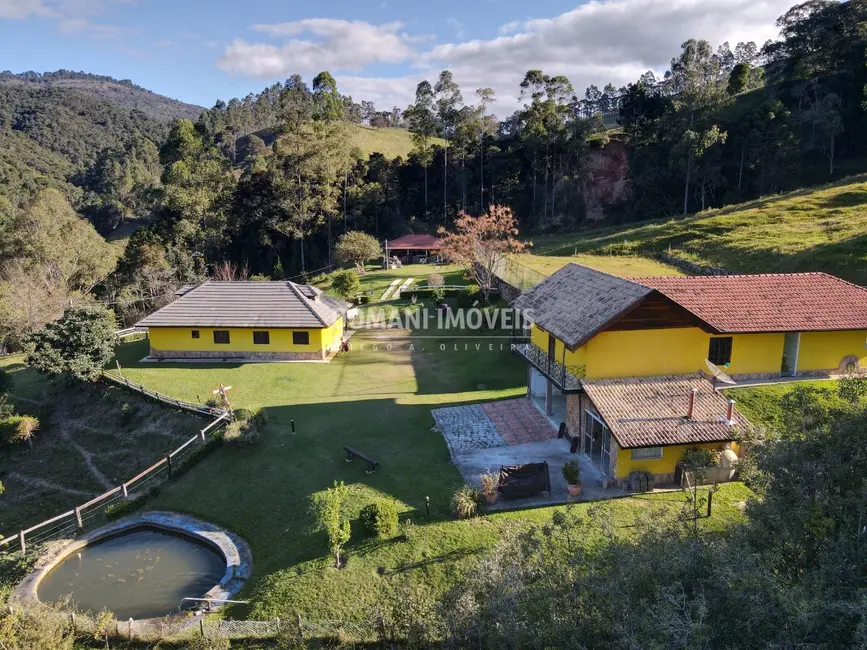 Sítio / Rancho com 3 quartos à venda, 380m2 em Campos Do Jordao - SP - imagem 1 Foto 1 de Sítio / Rancho com 3 quartos à venda, 380m2 em Campos Do Jordao - SP