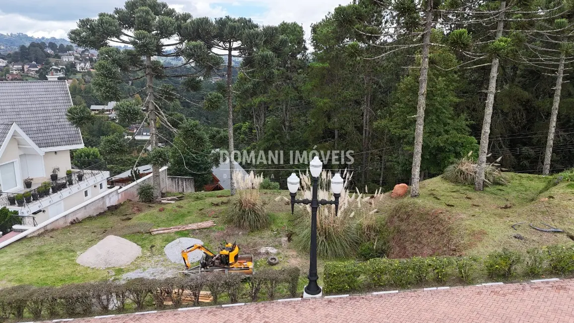 Foto 7 de Terreno / Lote à venda, 1010m2 em Campos Do Jordao - SP