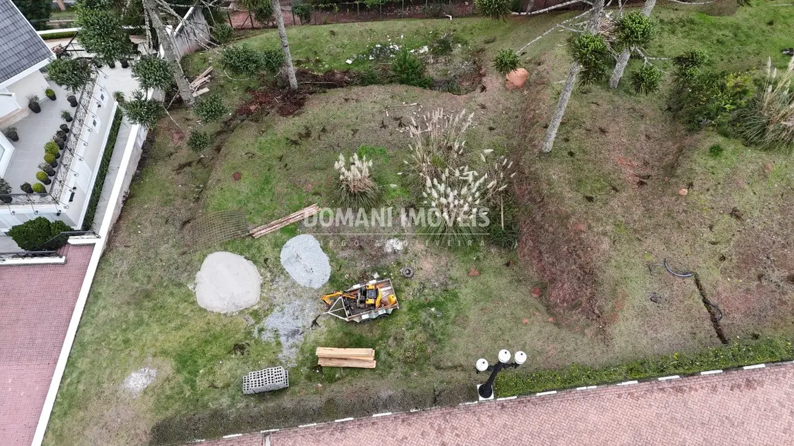 Foto 8 de Terreno / Lote à venda, 1010m2 em Campos Do Jordao - SP