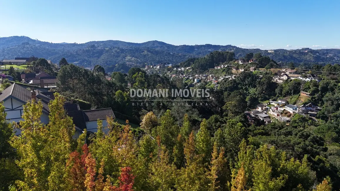 Foto 1 de Terreno / Lote à venda, 1360m2 em Campos Do Jordao - SP