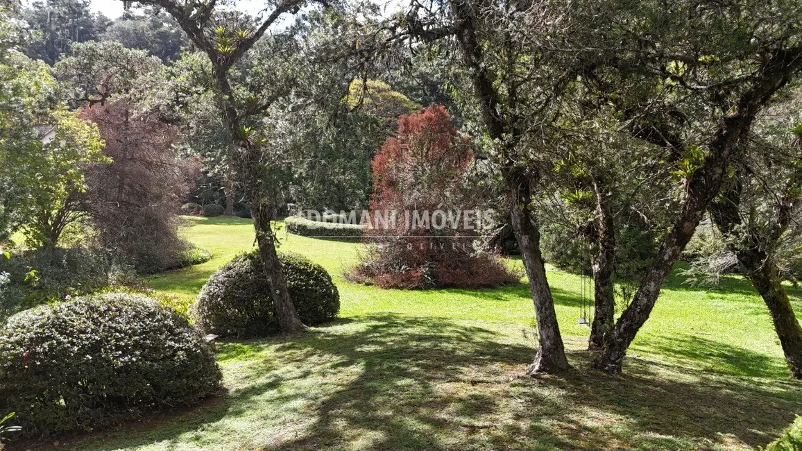 Foto 6 de Casa com 5 quartos à venda, 750m2 em Campos Do Jordao - SP