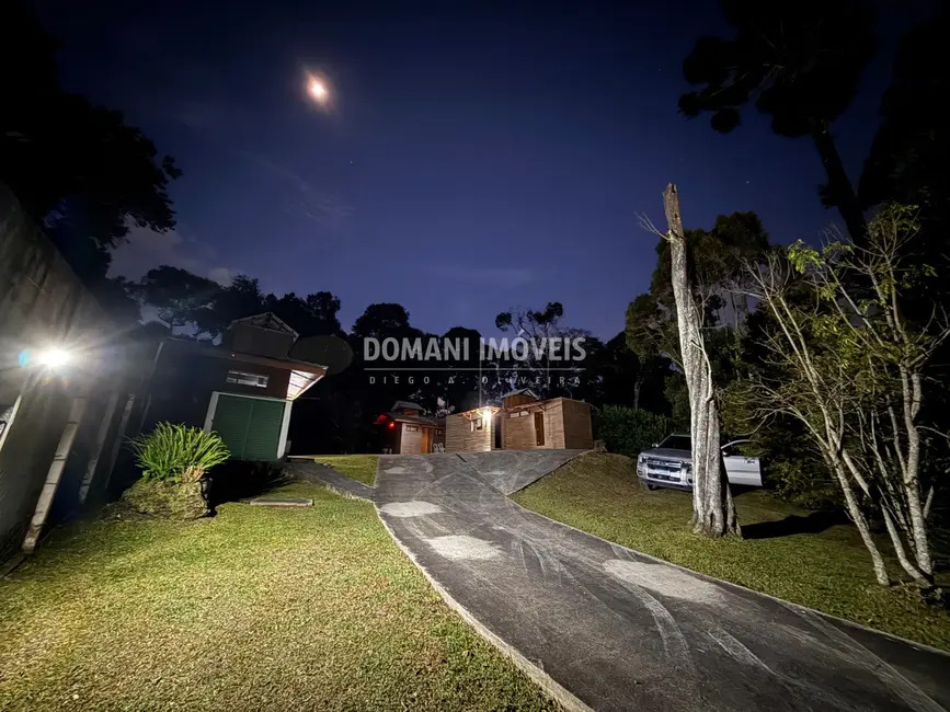 Casa com 4 quartos à venda, 75m2 em Campos Do Jordao - SP - imagem 1 Foto 1 de Casa com 4 quartos à venda, 75m2 em Campos Do Jordao - SP