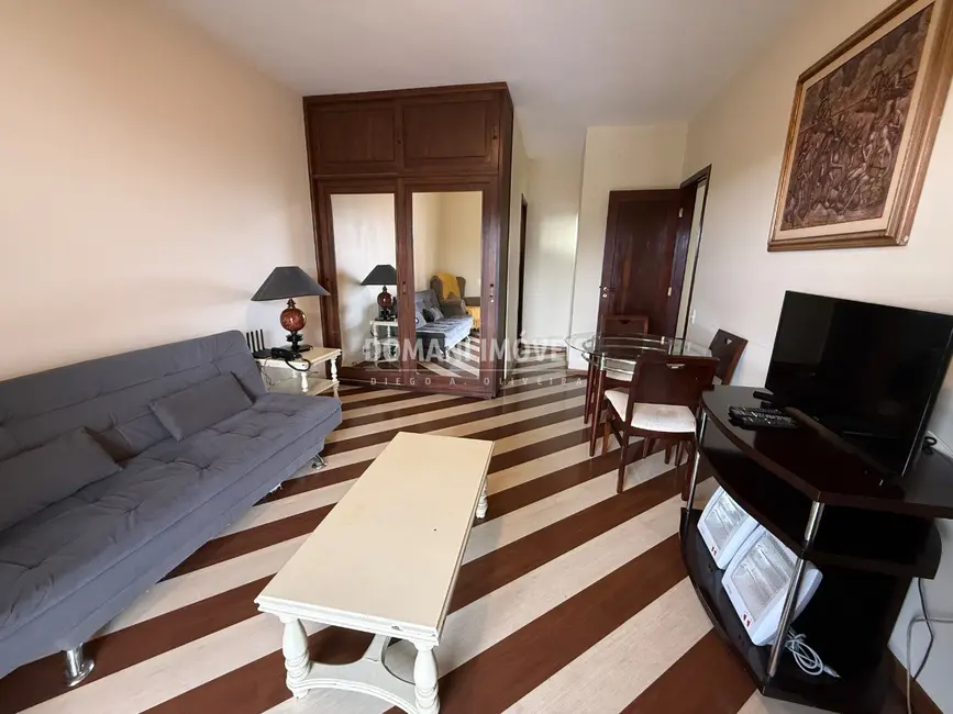 Apartamento com 2 quartos à venda e para alugar, 130m2 em Campos Do Jordao - SP - imagem 3 Foto 3 de Apartamento com 2 quartos à venda e para alugar, 130m2 em Campos Do Jordao - SP