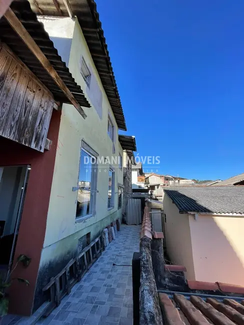 Foto 1 de Casa com 3 quartos à venda, 85m2 em Campos Do Jordao - SP