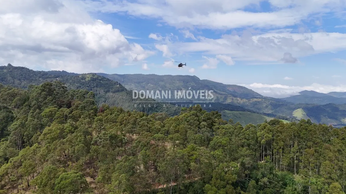 Foto 1 de Terreno / Lote à venda em Campos Do Jordao - SP