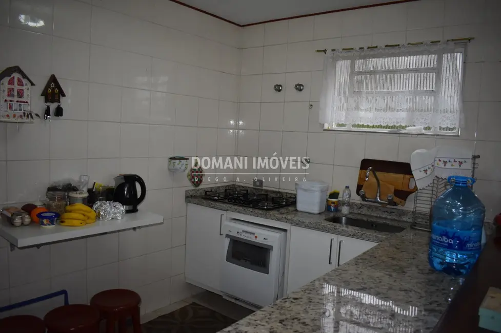 Foto 9 de Casa de Condomínio com 3 quartos à venda, 138m2 em Campos Do Jordao - SP