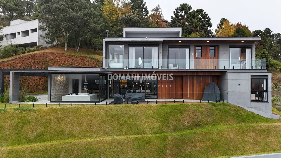 Casa de Condomínio com 4 quartos à venda, 386m2 em Campos Do Jordao - SP - imagem 1 Foto 1 de Casa de Condomínio com 4 quartos à venda, 386m2 em Campos Do Jordao - SP