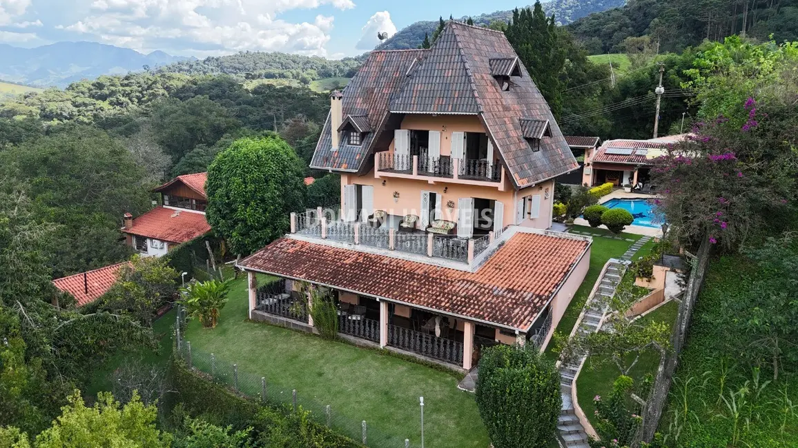Casa com 3 quartos à venda, 560m2 em Sao Bento Do Sapucai - SP - imagem 1 Foto 1 de Casa com 3 quartos à venda, 560m2 em Sao Bento Do Sapucai - SP