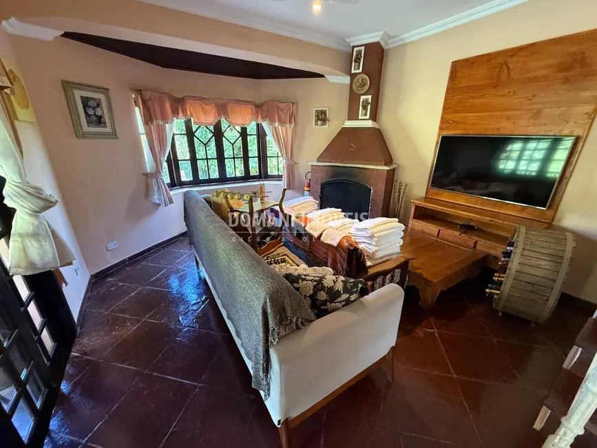 Casa com 3 quartos à venda, 560m2 em Sao Bento Do Sapucai - SP - imagem 9 Foto 9 de Casa com 3 quartos à venda, 560m2 em Sao Bento Do Sapucai - SP