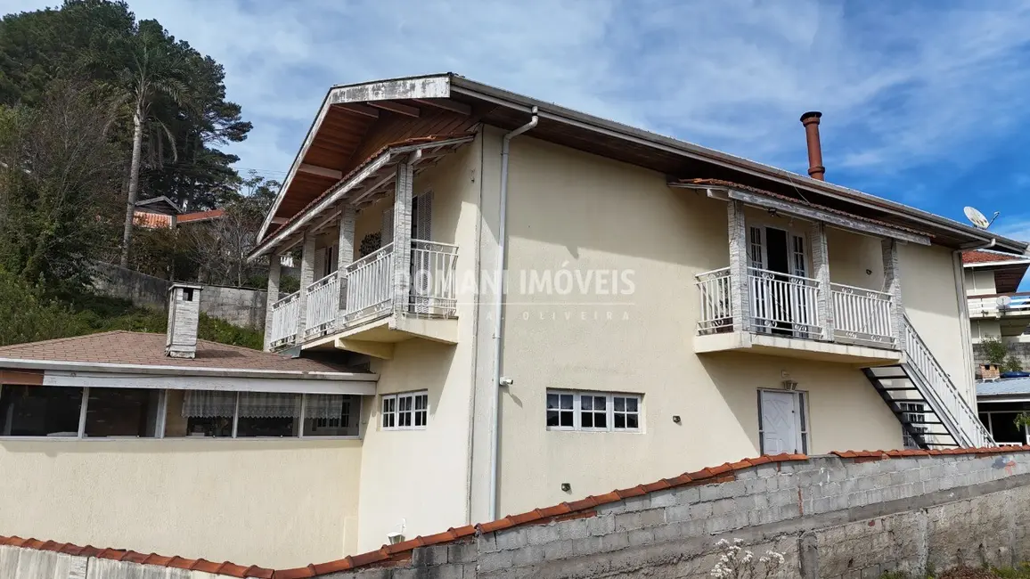 Casa com 4 quartos à venda, 189m2 em Campos Do Jordao - SP - imagem 7 Foto 7 de Casa com 4 quartos à venda, 189m2 em Campos Do Jordao - SP
