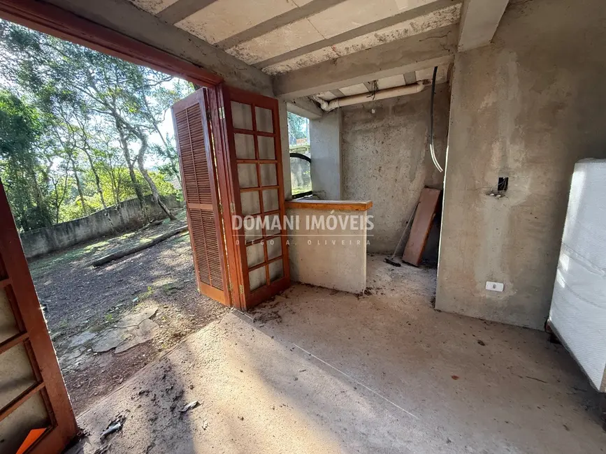 Foto 9 de Casa com 2 quartos à venda, 194m2 em Campos Do Jordao - SP