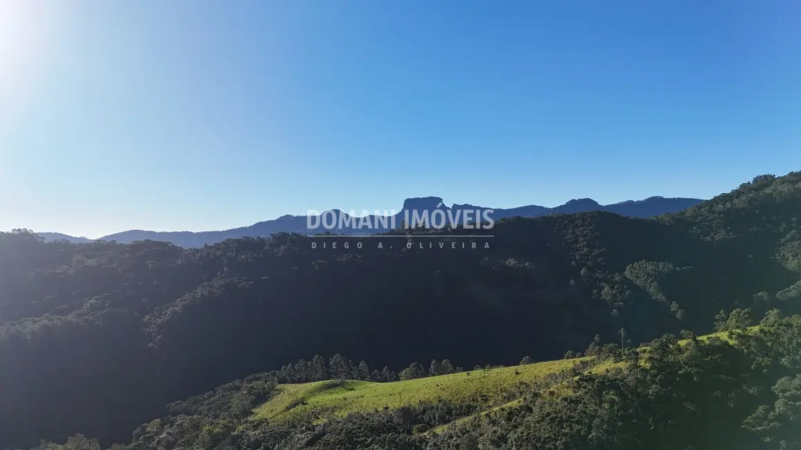Foto 2 de Terreno / Lote à venda, 2030m2 em Campos Do Jordao - SP